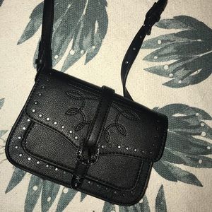 AMERICAN EAGLE BLACK MINI PURSE